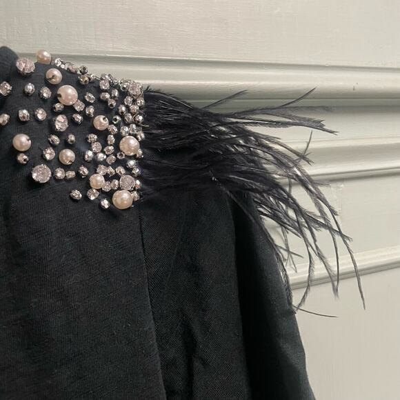 Boston Proper Feather Studded Tee Size XS Black Jeweled - Picture 3 of 5